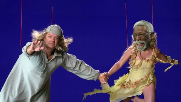 BILL RUSSELL GHOST CHRISTMAS PAST.jpg
